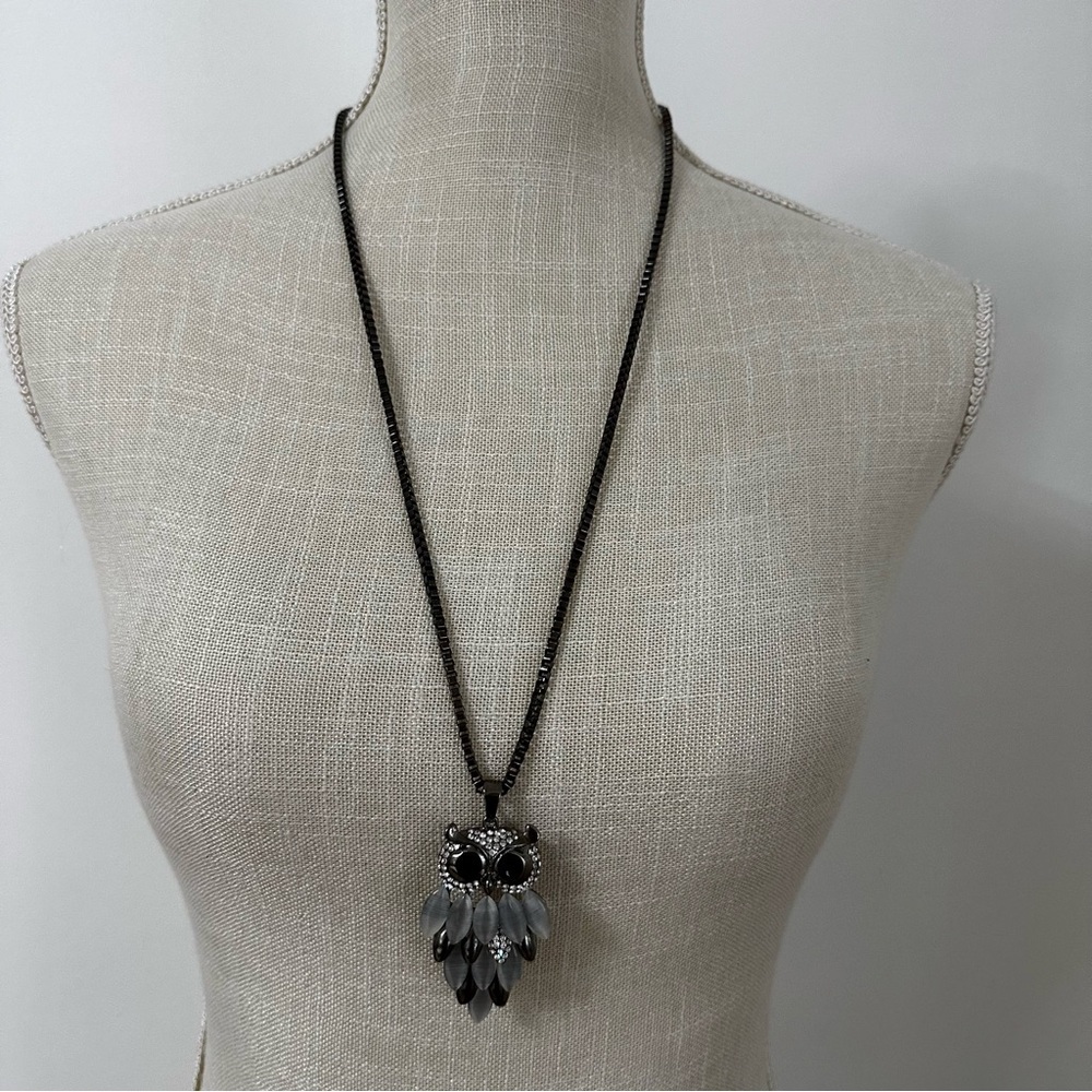 Owl Pendant Necklace Silver Toned